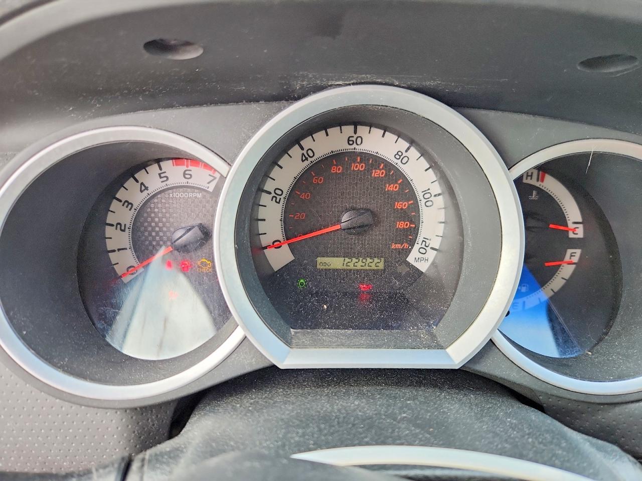 2014 TOYOTA TACOMA
