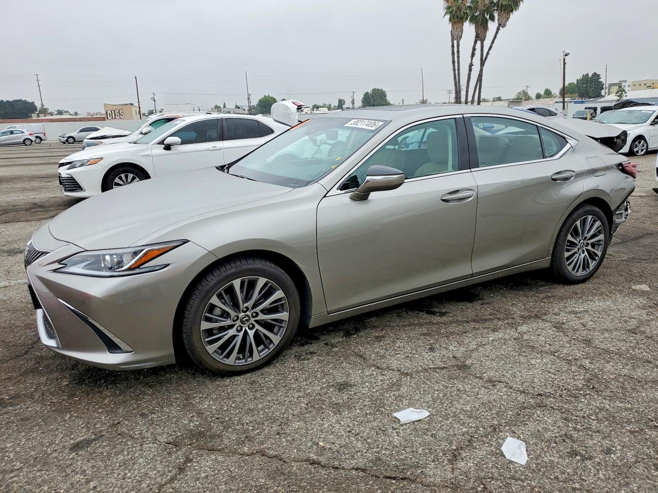 2020 LEXUS ES350