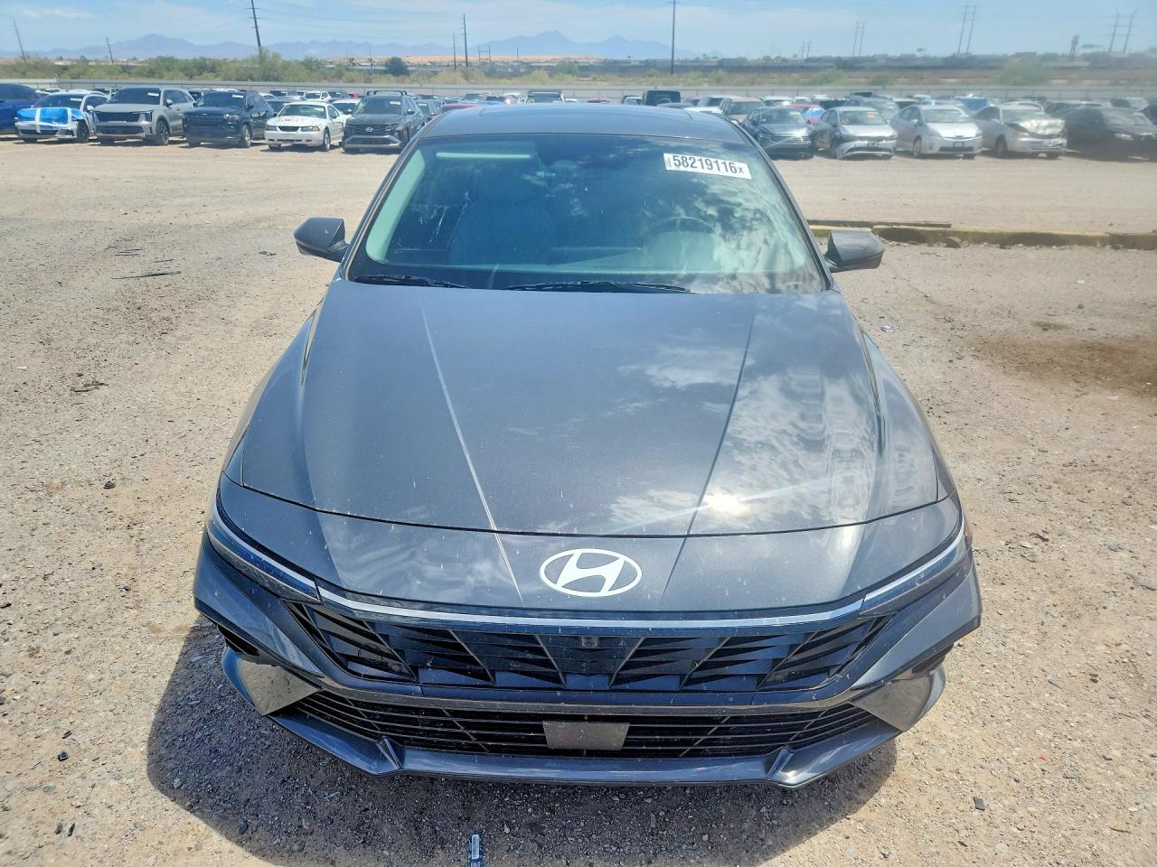 2024 HYUNDAI ELANTRA