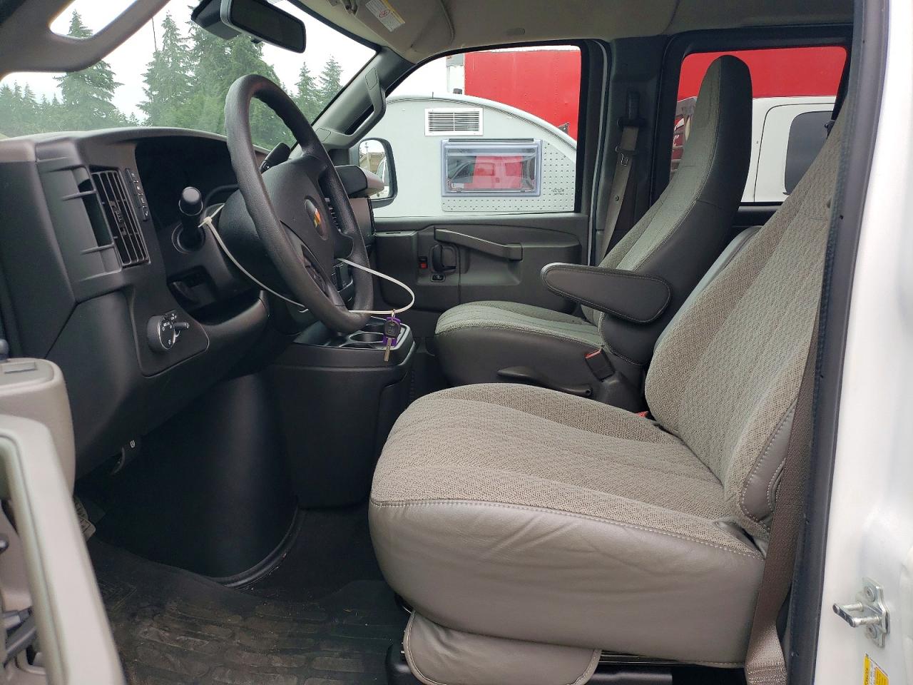 2019 CHEVROLET EXPRESS