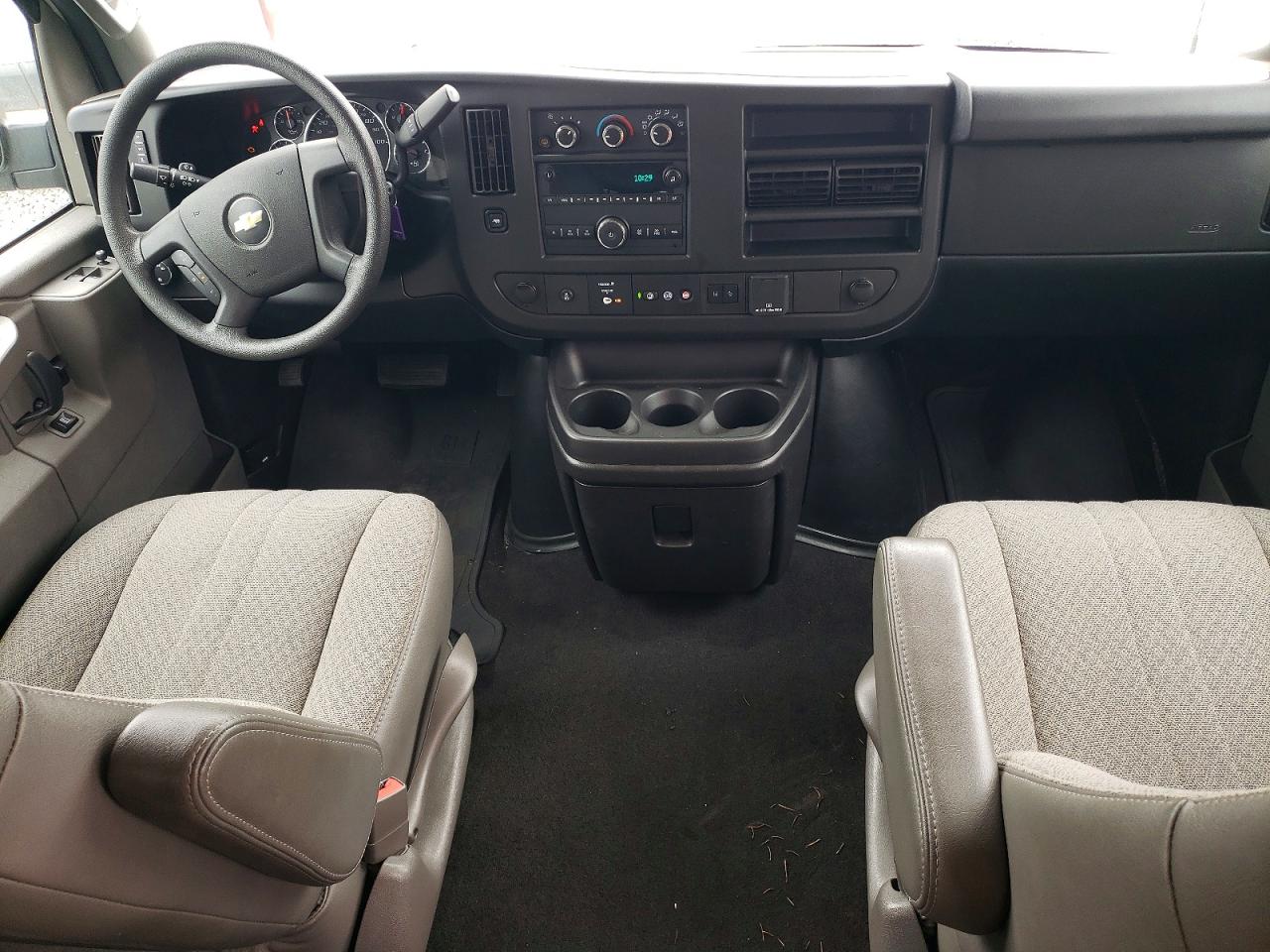 2019 CHEVROLET EXPRESS