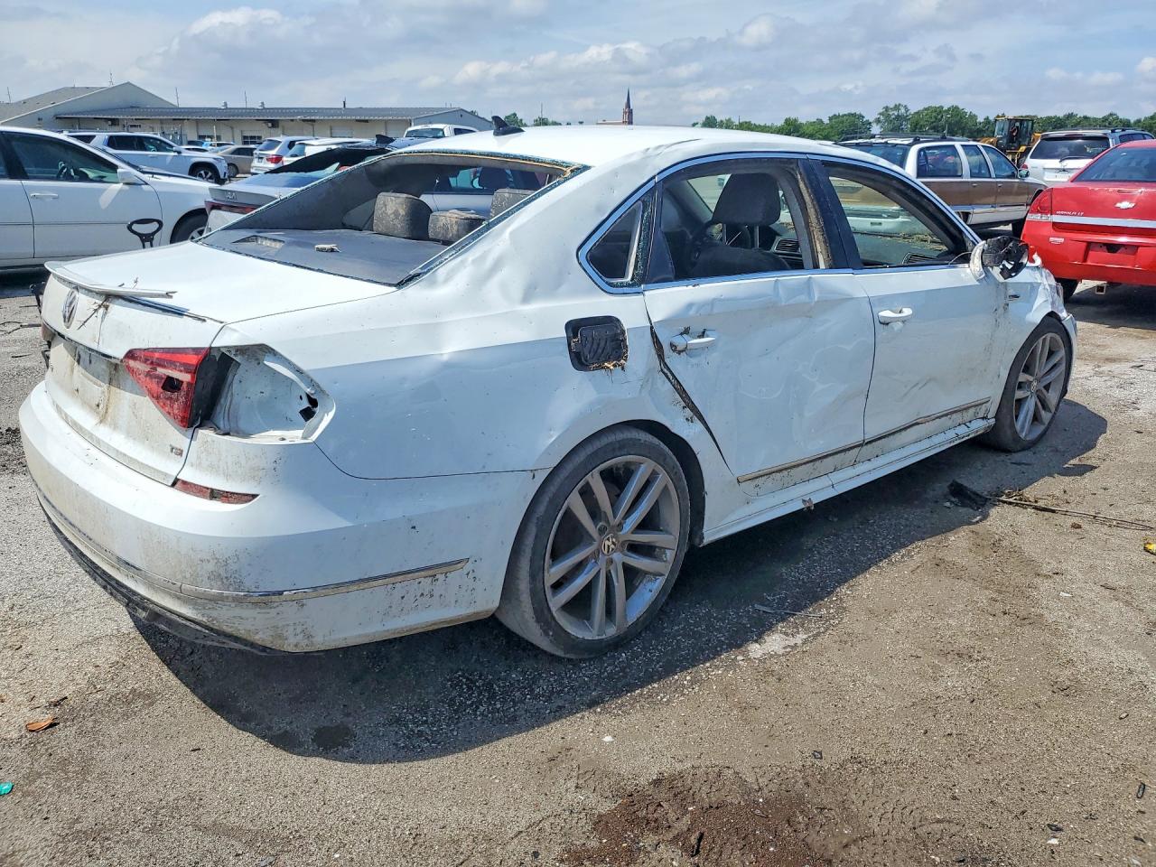 2017 VOLKSWAGEN PASSAT