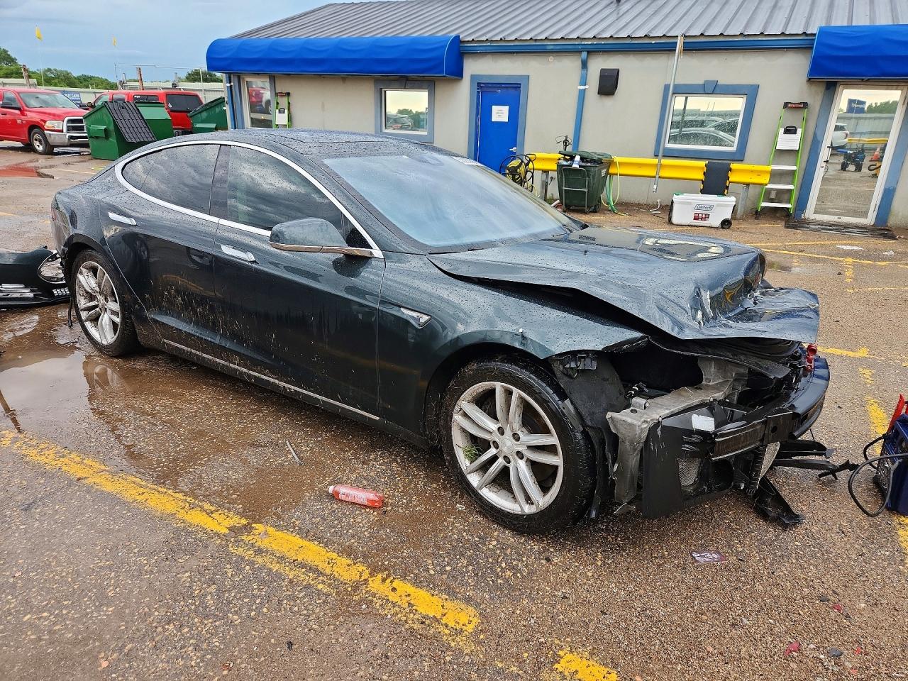 2014 TESLA MODEL S