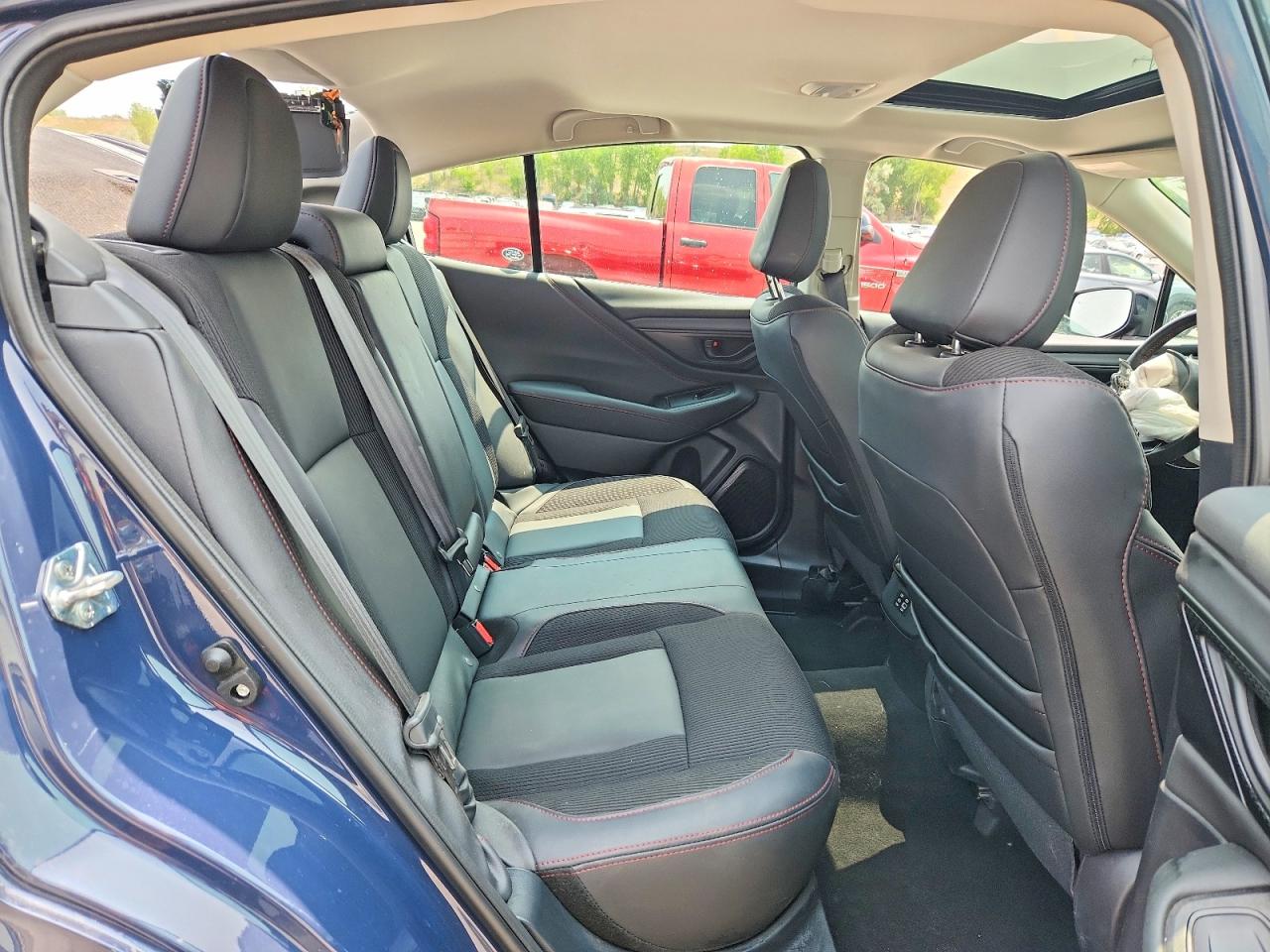 2025 SUBARU LEGACY