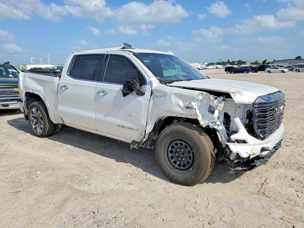 2024 GMC SIERRA