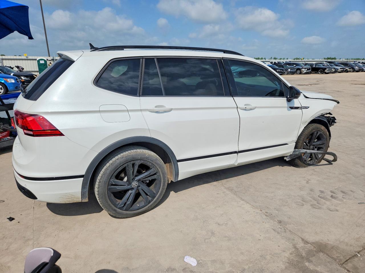 2023 VOLKSWAGEN TIGUAN