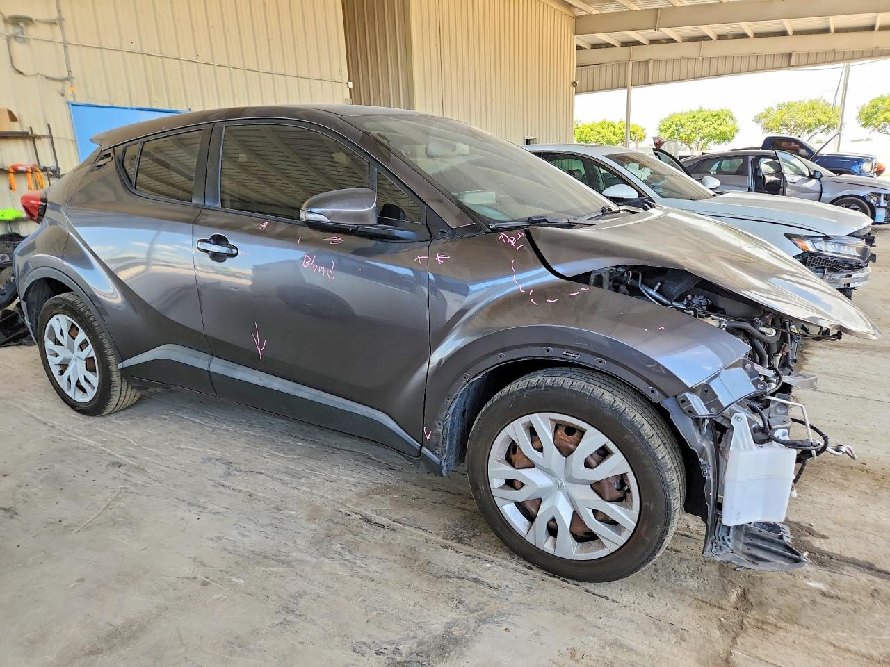 2019 TOYOTA C-HR