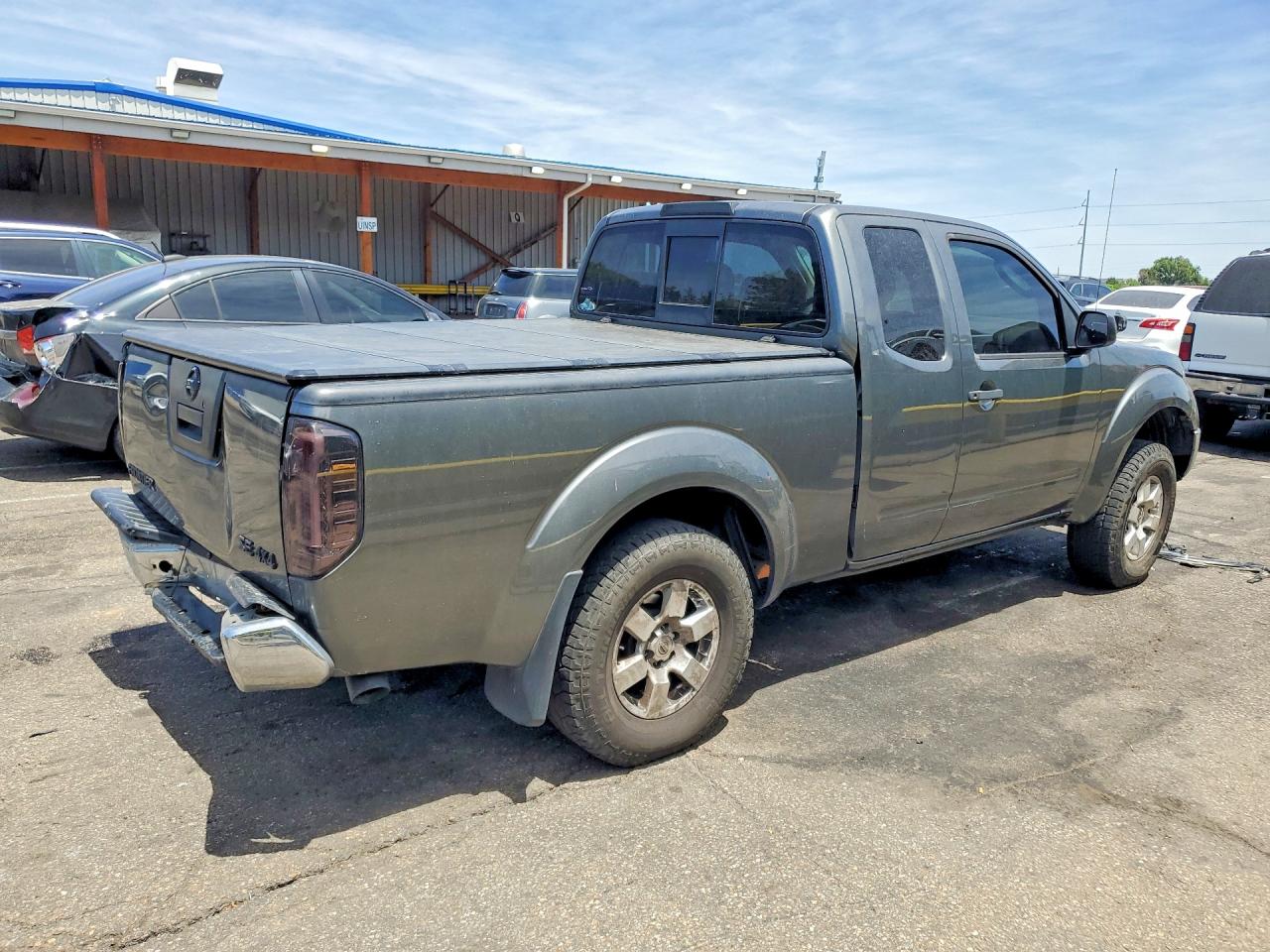 2006 NISSAN FRONTIER