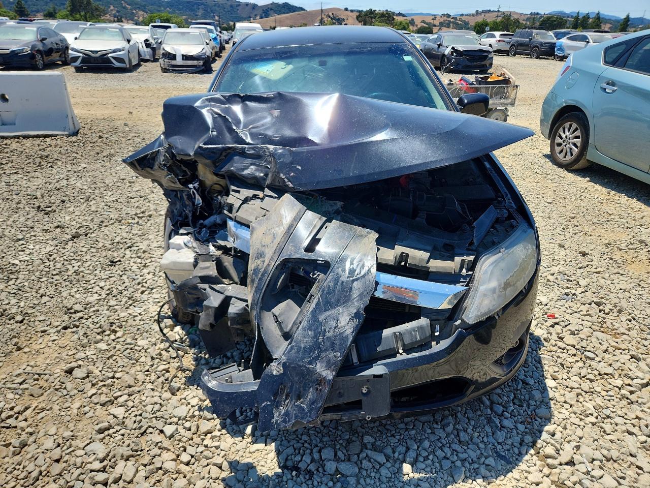 2011 FORD FUSION