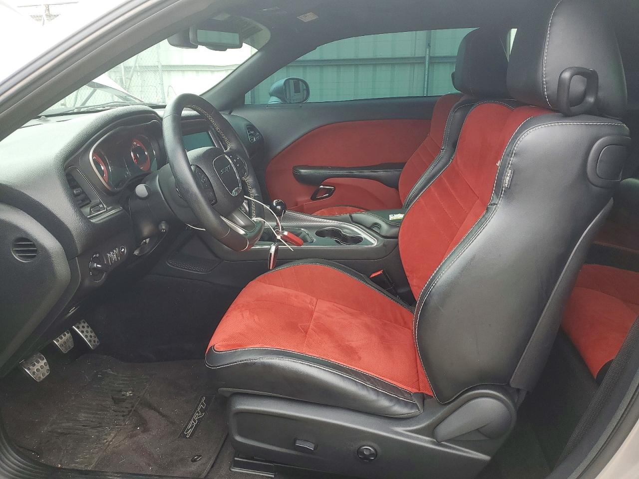 2016 DODGE CHALLENGER