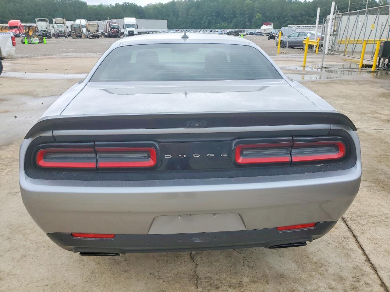 2016 DODGE CHALLENGER