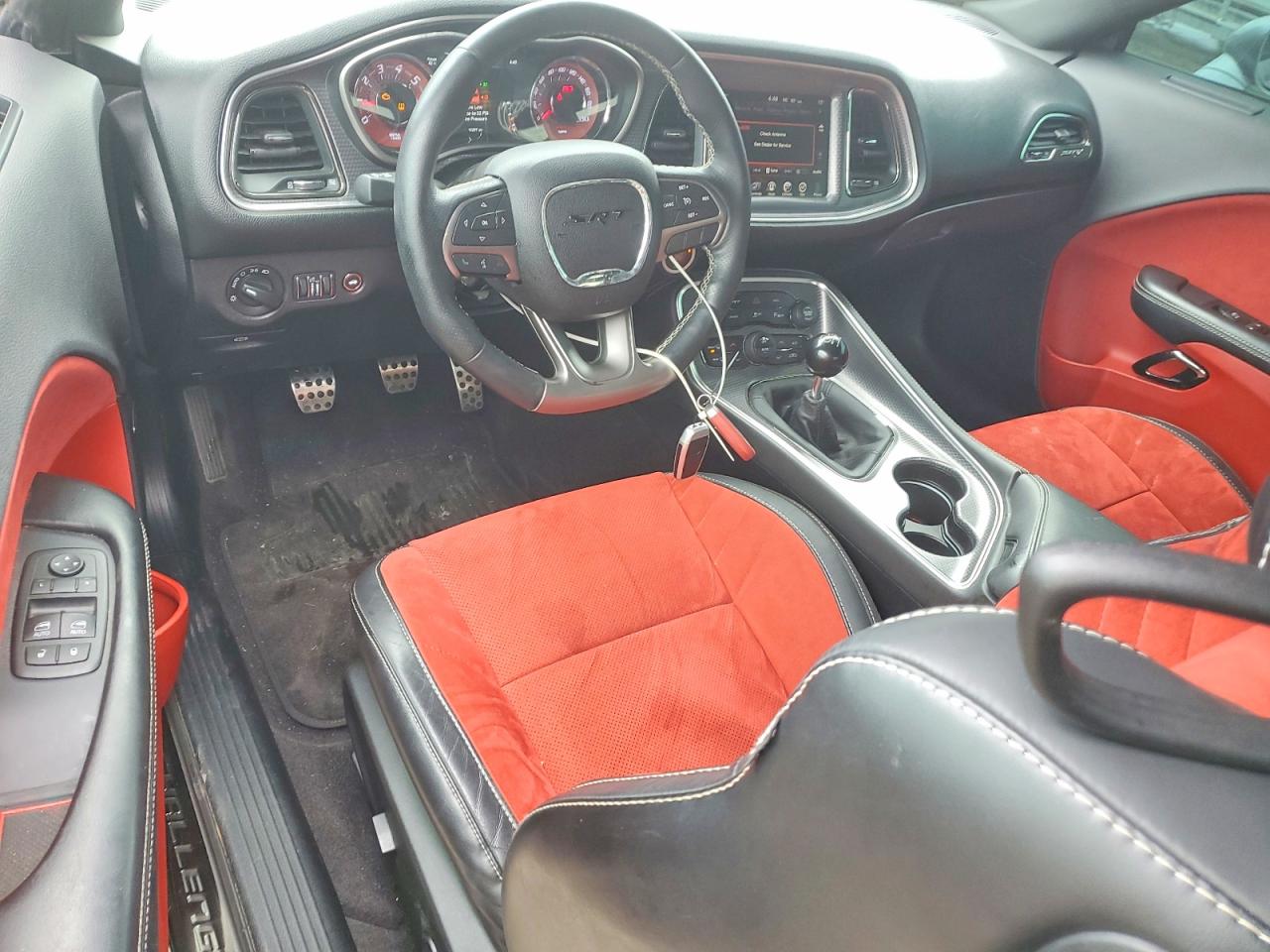 2016 DODGE CHALLENGER