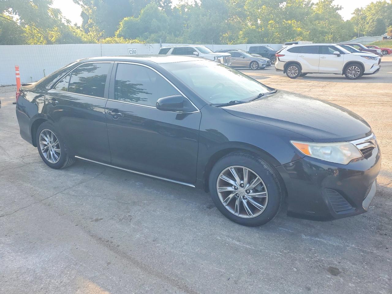 2012 TOYOTA CAMRY