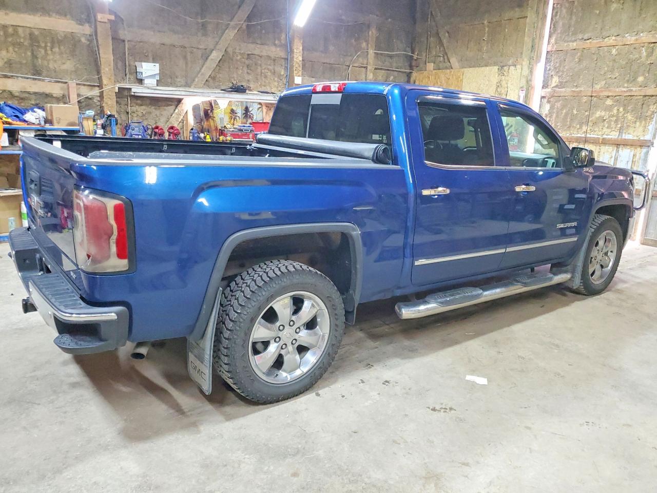 2017 GMC SIERRA