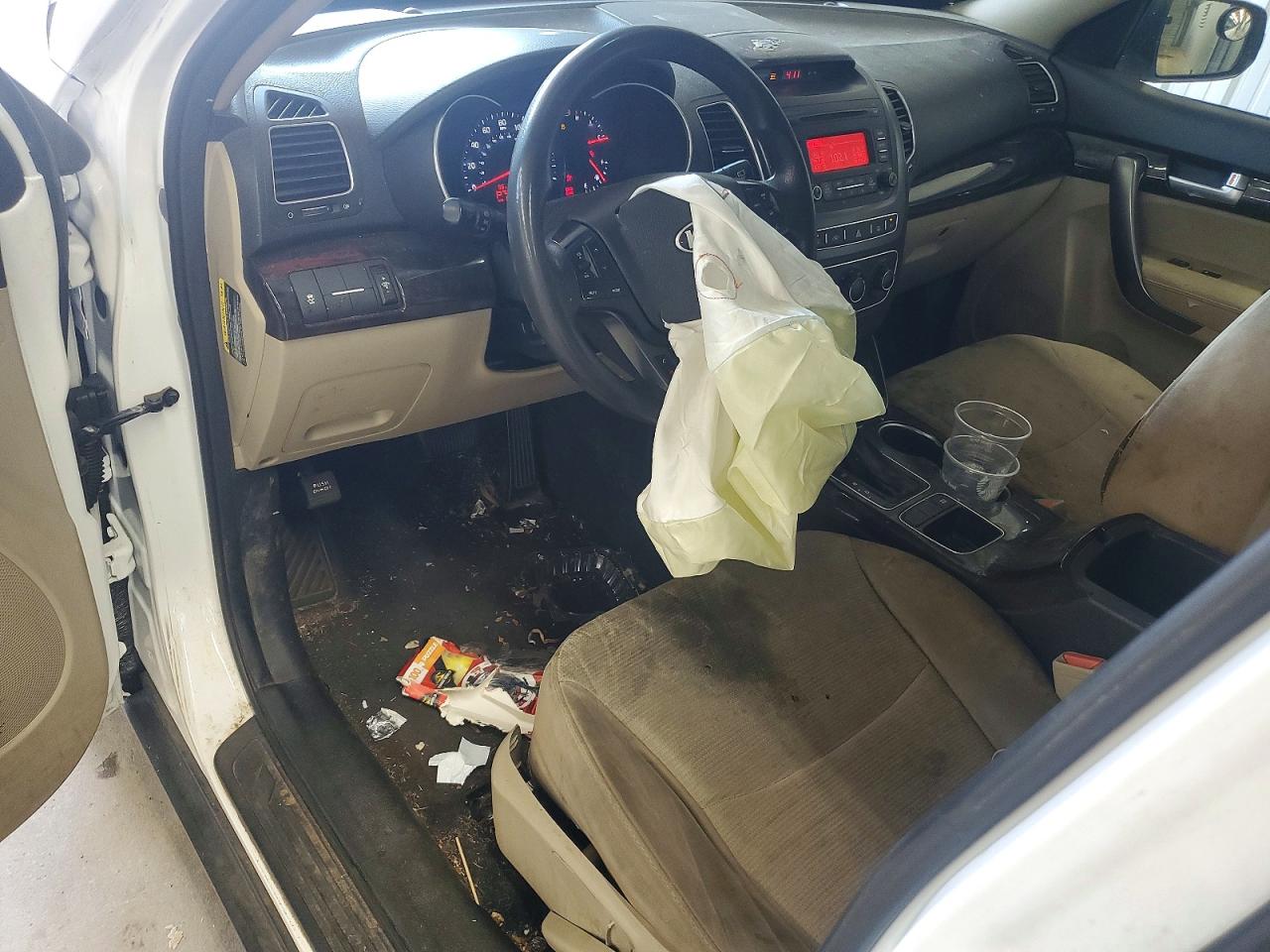 2014 KIA SORENTO