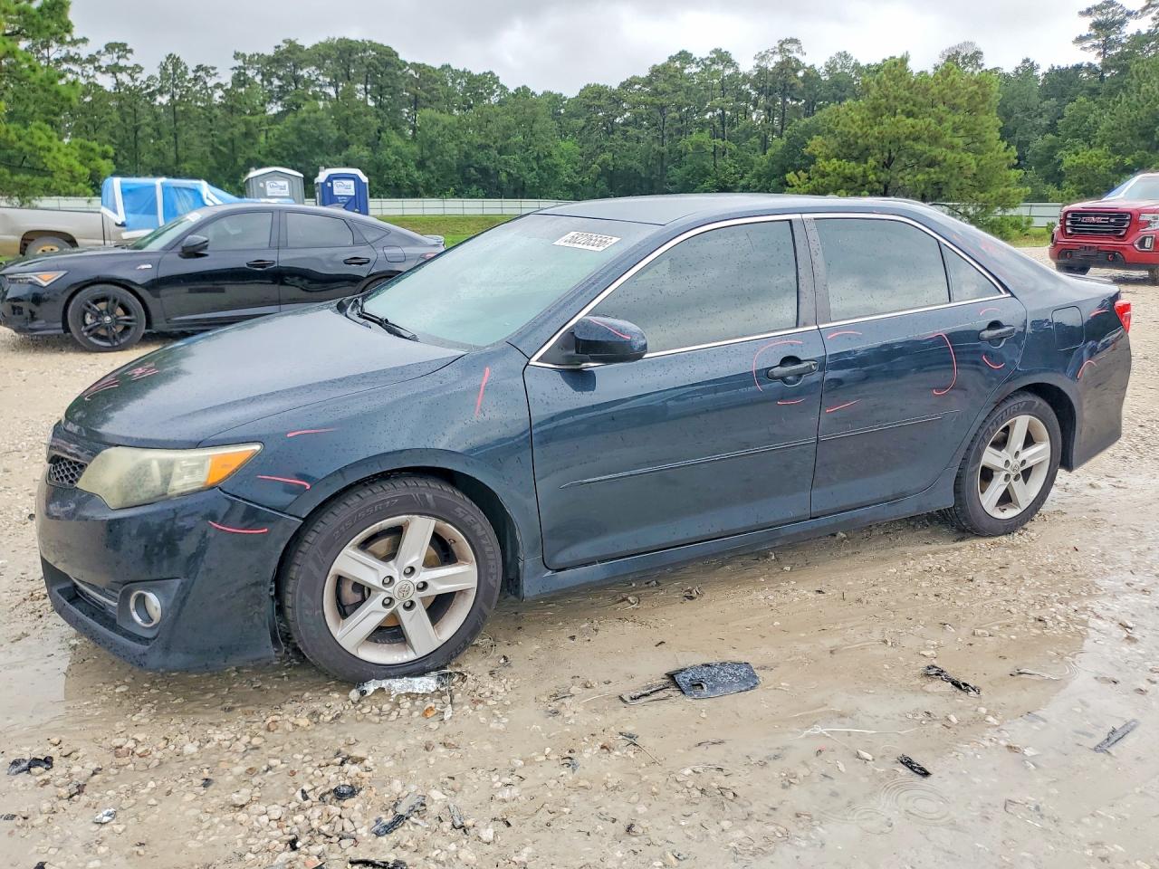 2013 TOYOTA CAMRY