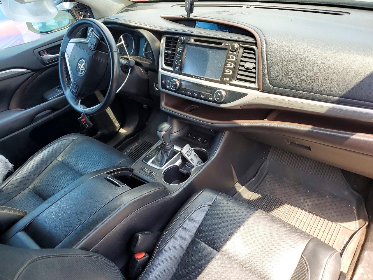 2018 TOYOTA HIGHLANDER