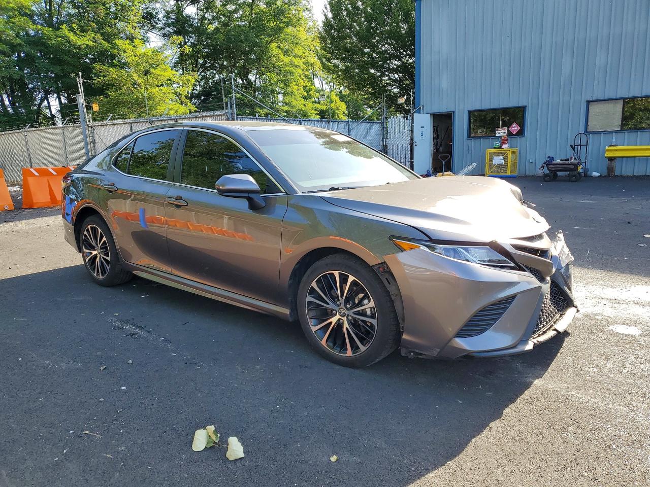 2018 TOYOTA CAMRY