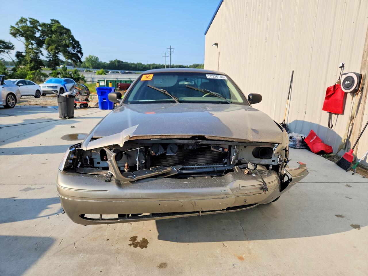 2006 FORD CROWN VIC