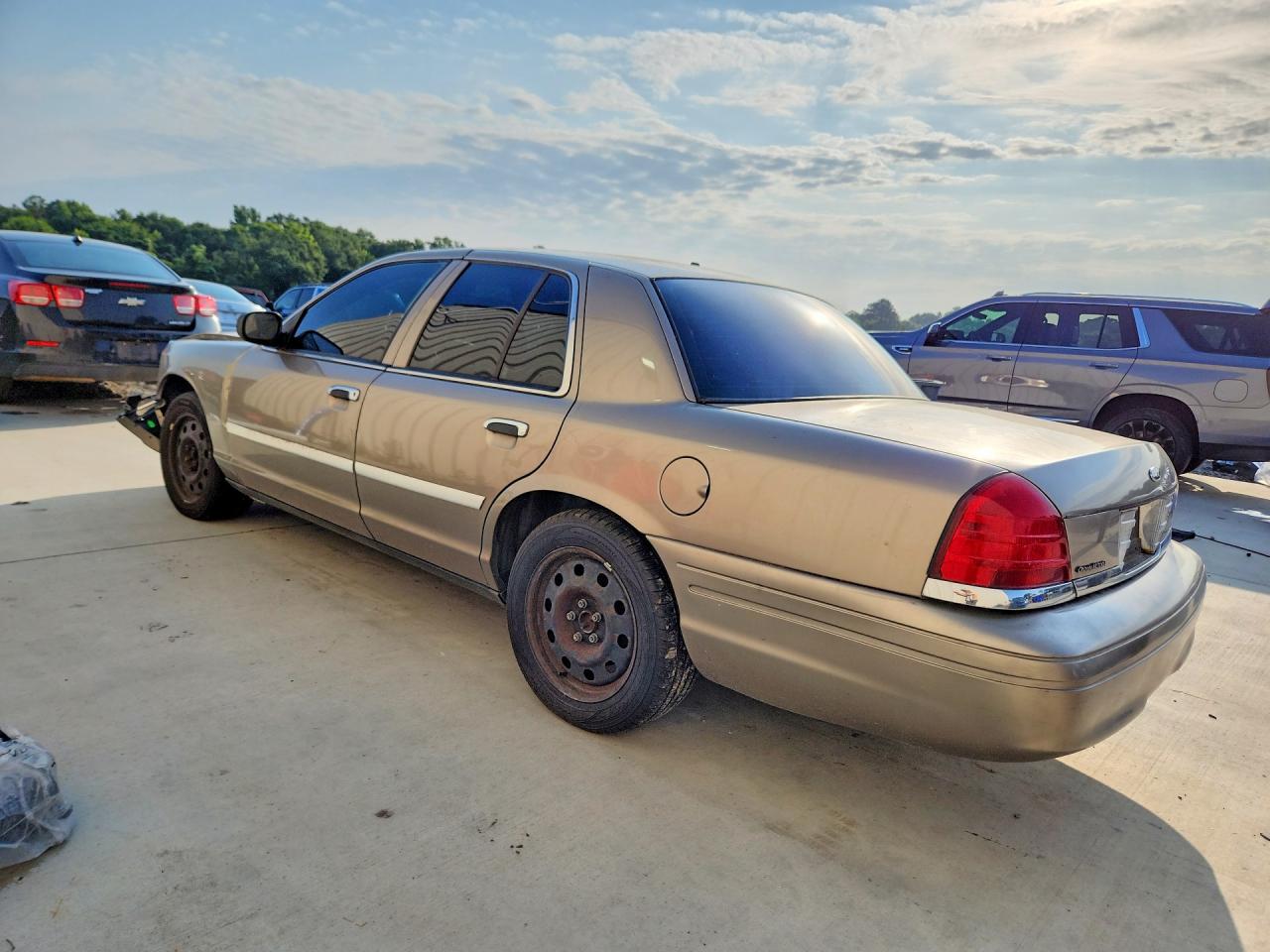 2006 FORD CROWN VIC