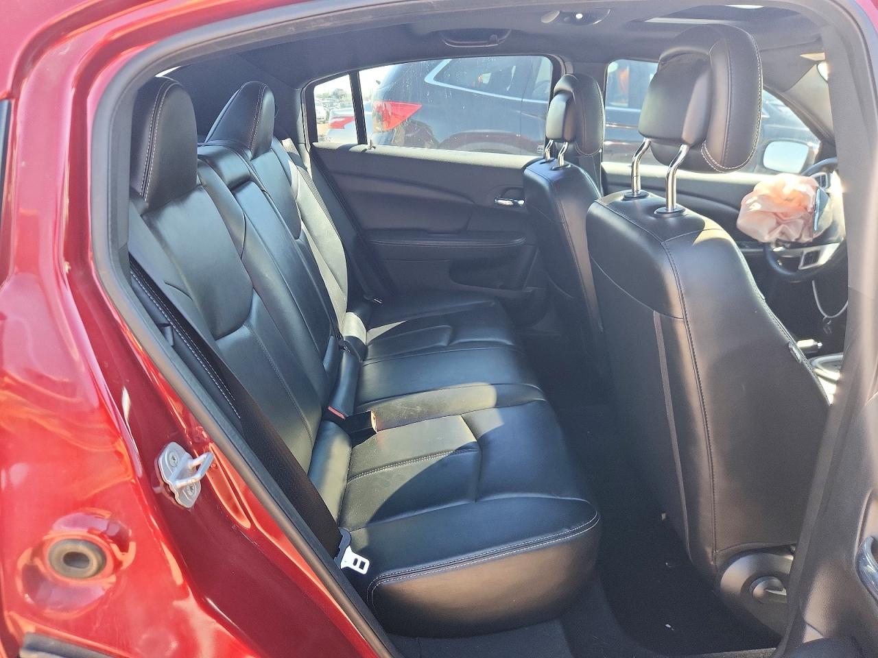 2011 CHRYSLER 200