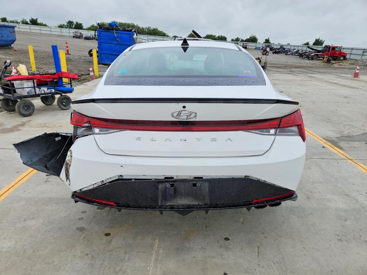 2023 HYUNDAI ELANTRA