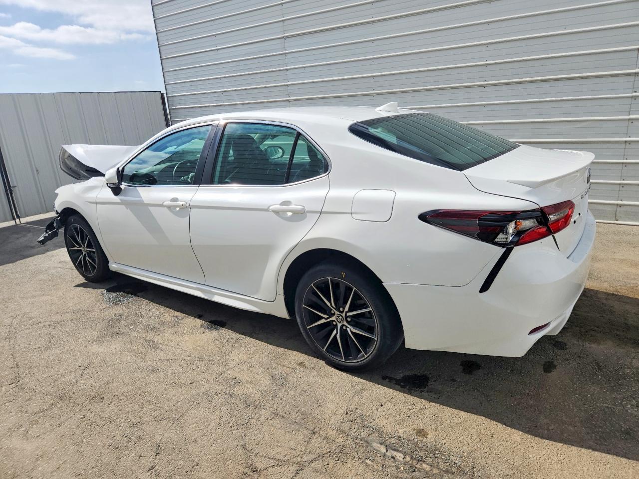 2023 TOYOTA CAMRY