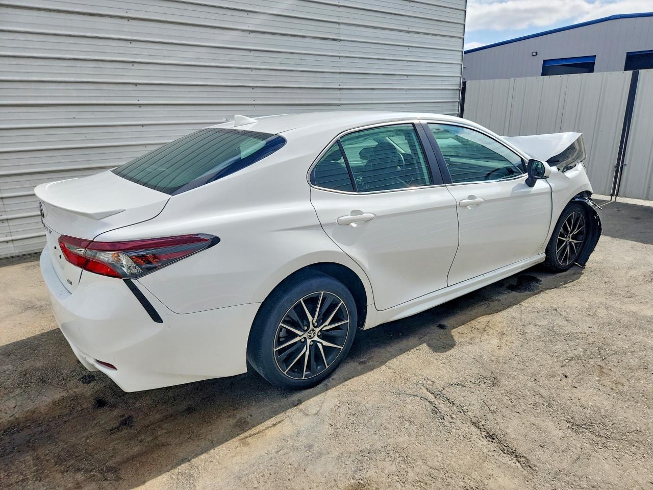 2023 TOYOTA CAMRY