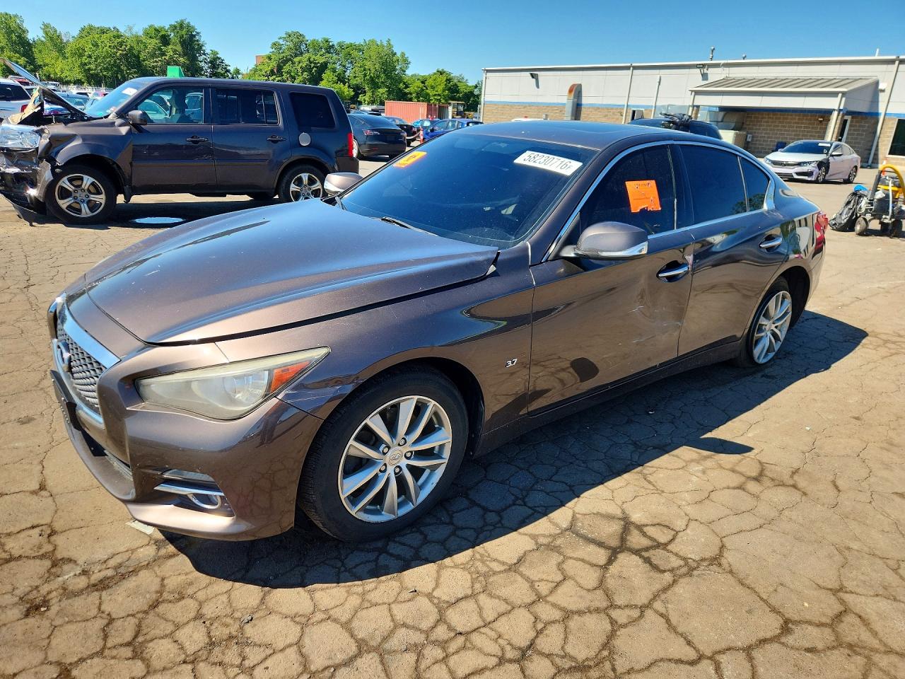 2015 INFINITI Q50