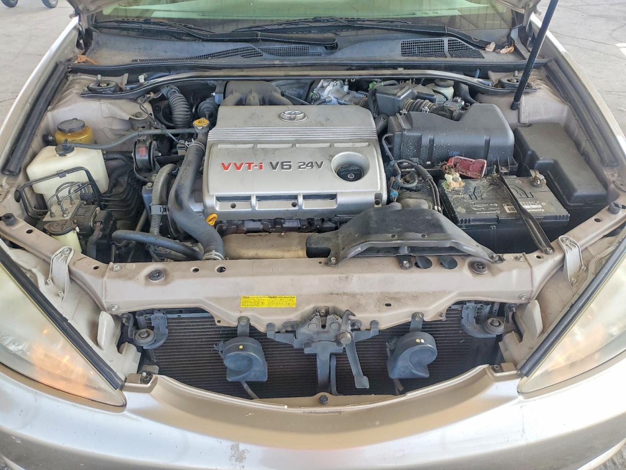 2003 TOYOTA CAMRY LE V