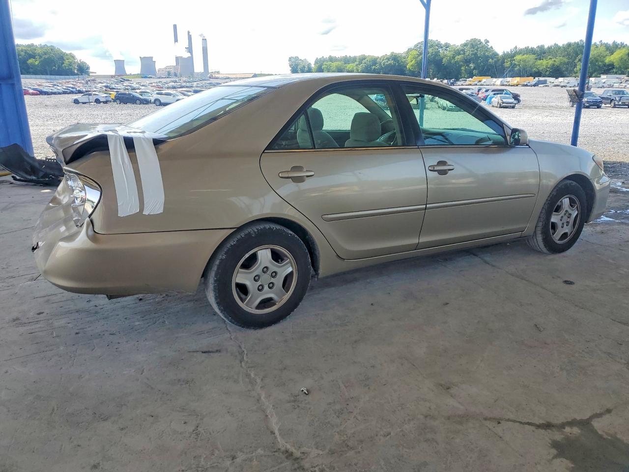 2003 TOYOTA CAMRY LE V
