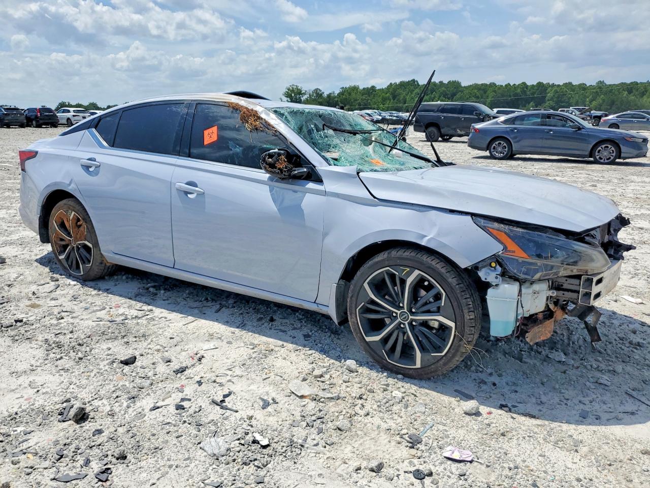 2024 NISSAN ALTIMA