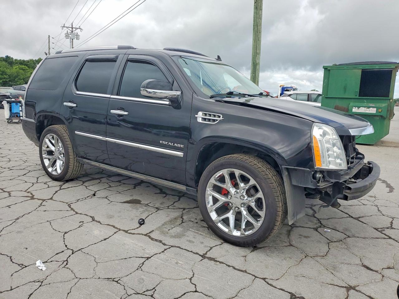 2011 CADILLAC ESCALADE