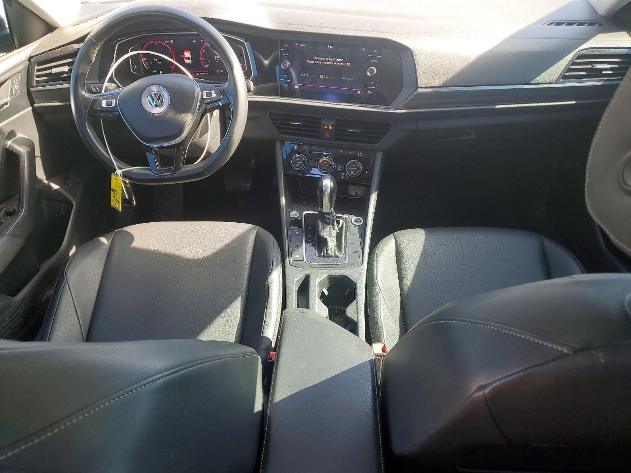 2019 VOLKSWAGEN JETTA