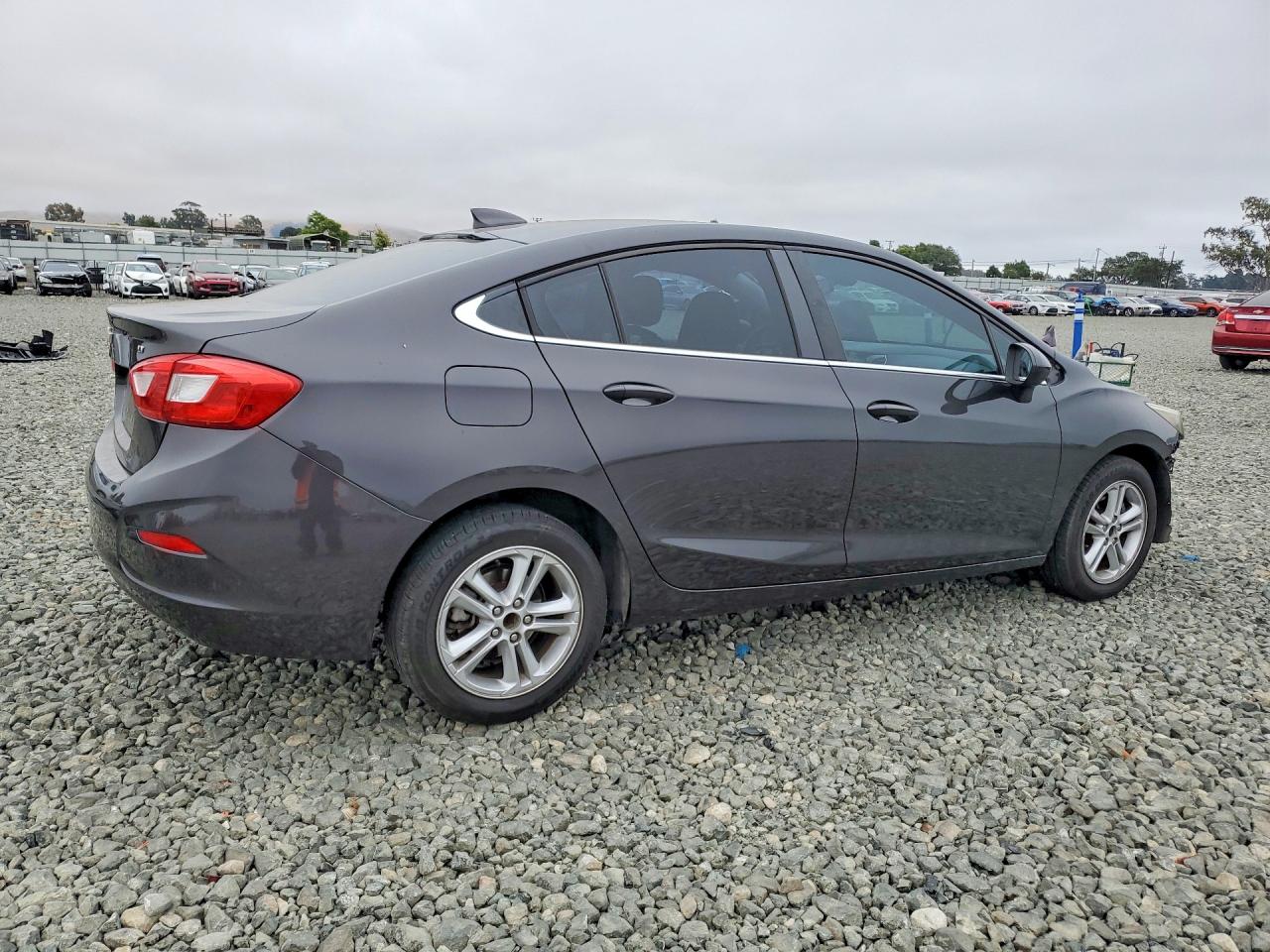 2017 CHEVROLET CRUZE