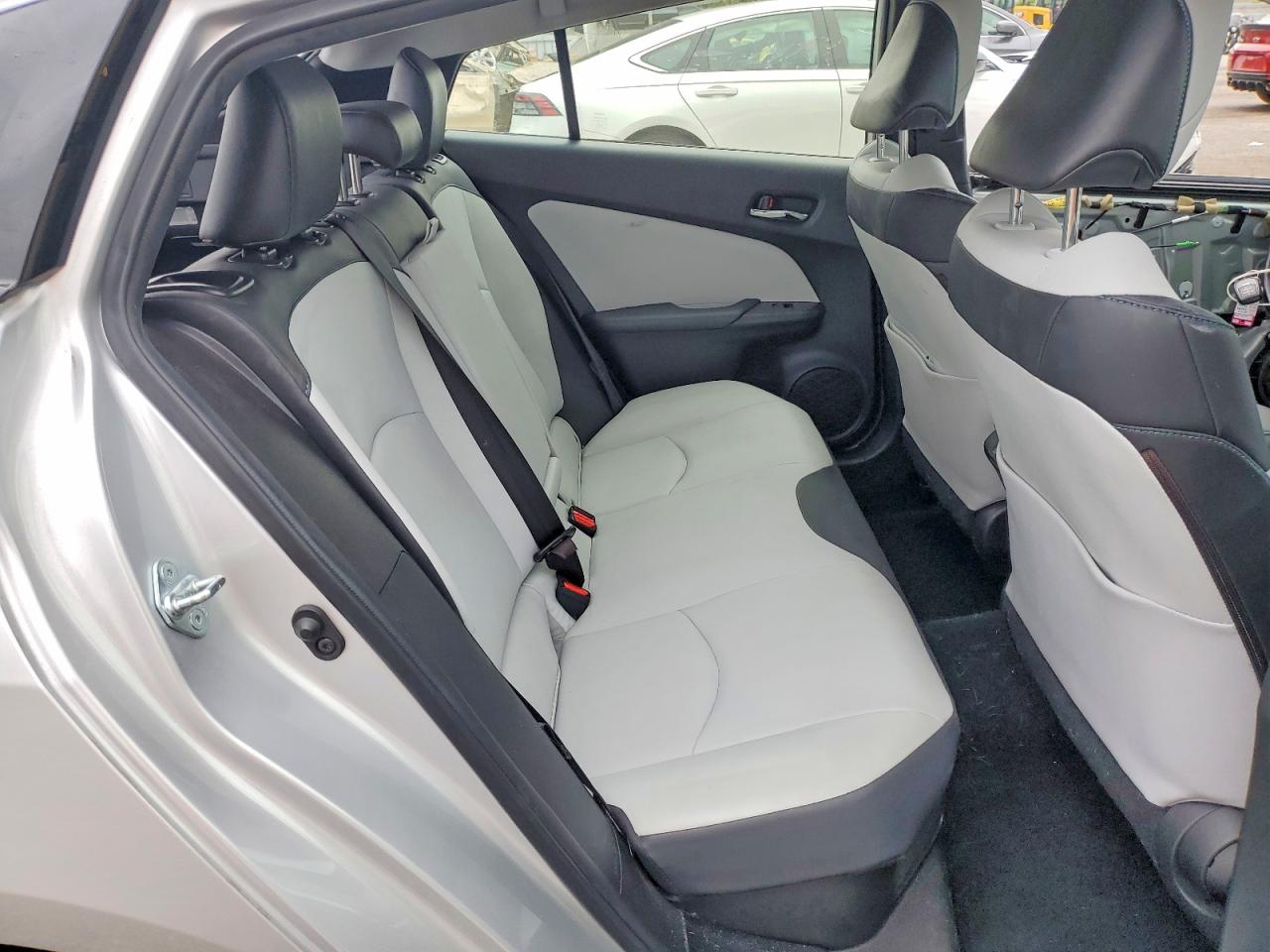 2021 TOYOTA PRIUS