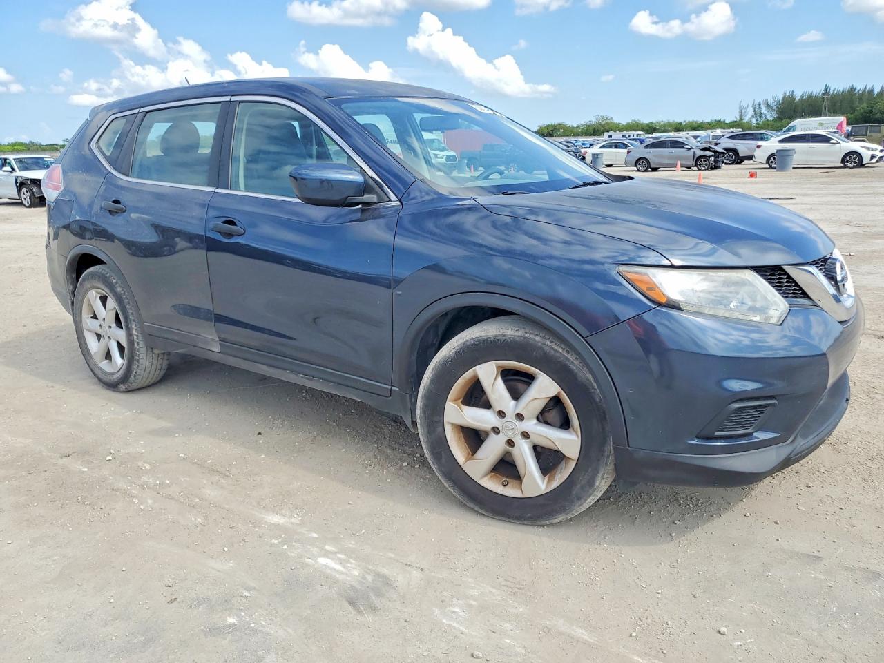2016 NISSAN ROGUE