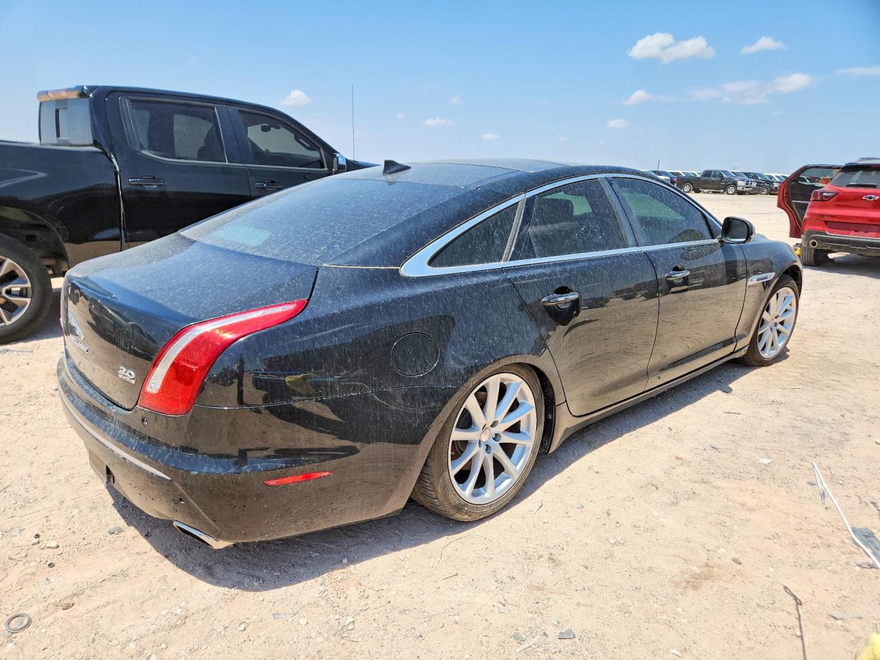 2015 JAGUAR XJ