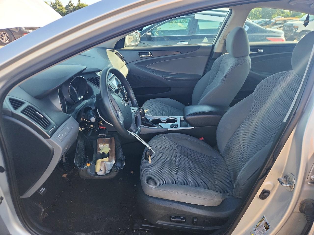 2013 HYUNDAI SONATA
