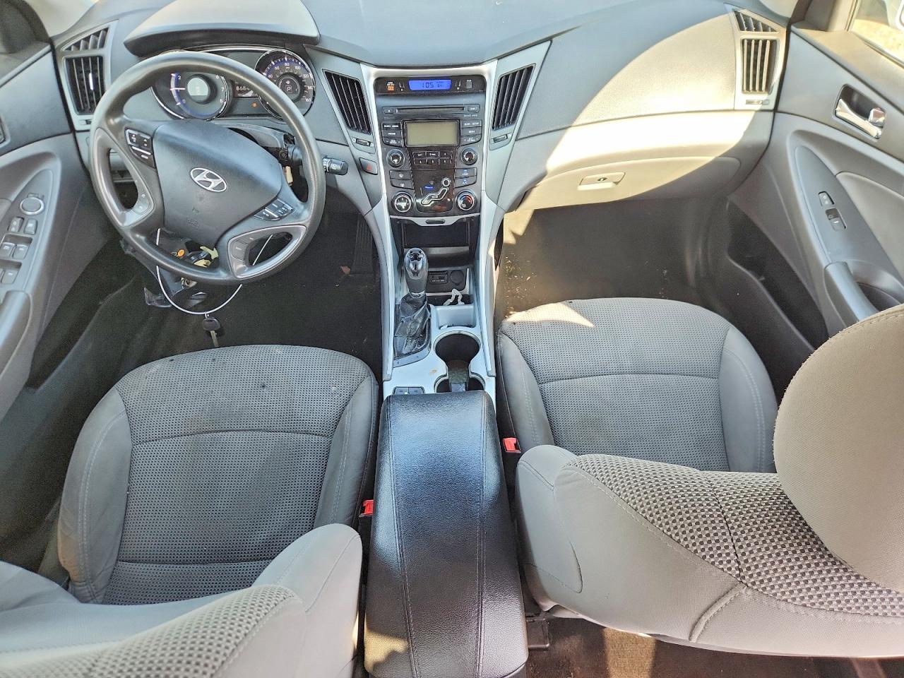 2013 HYUNDAI SONATA