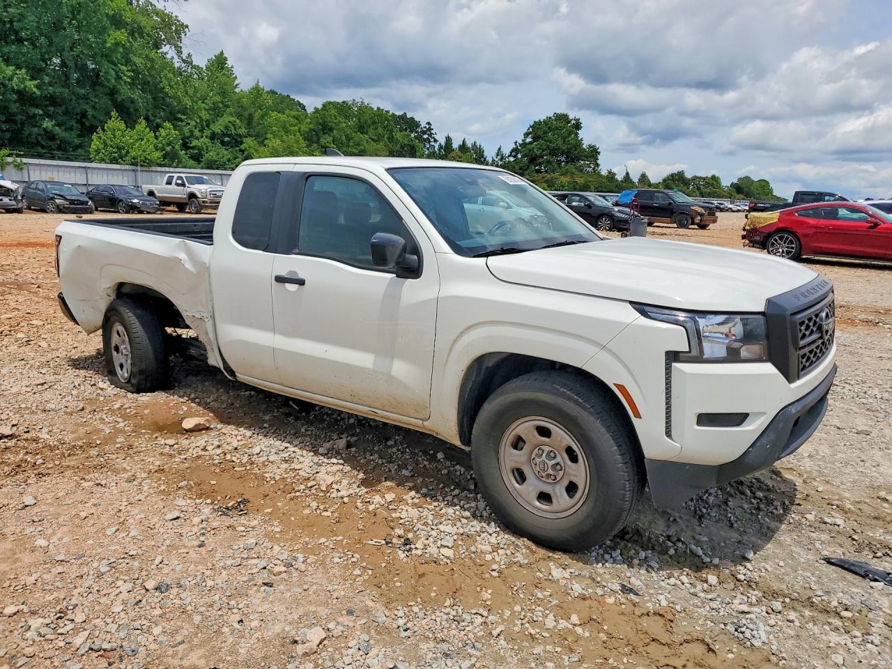 2022 NISSAN FRONTIER
