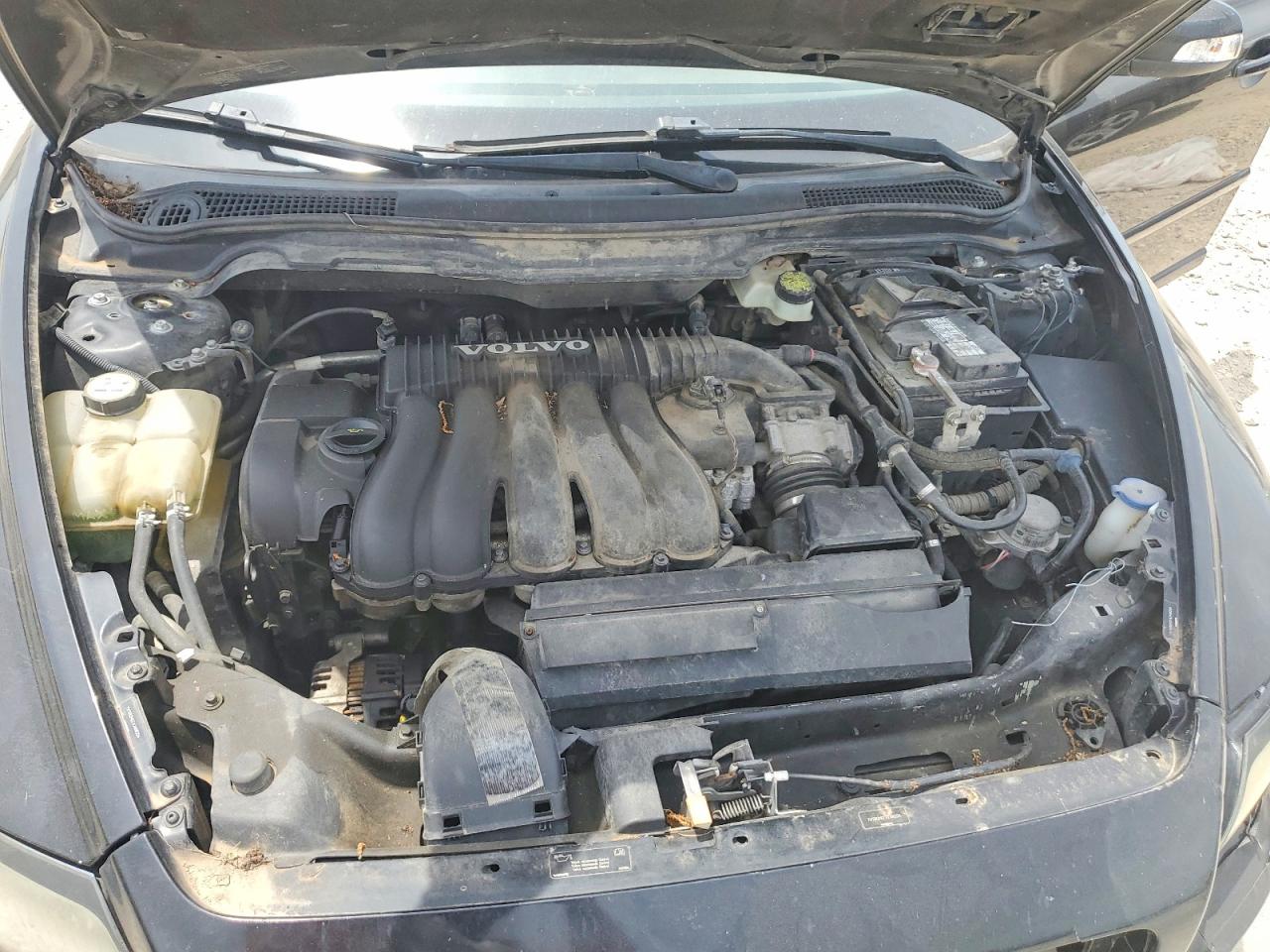 2010 VOLVO S40