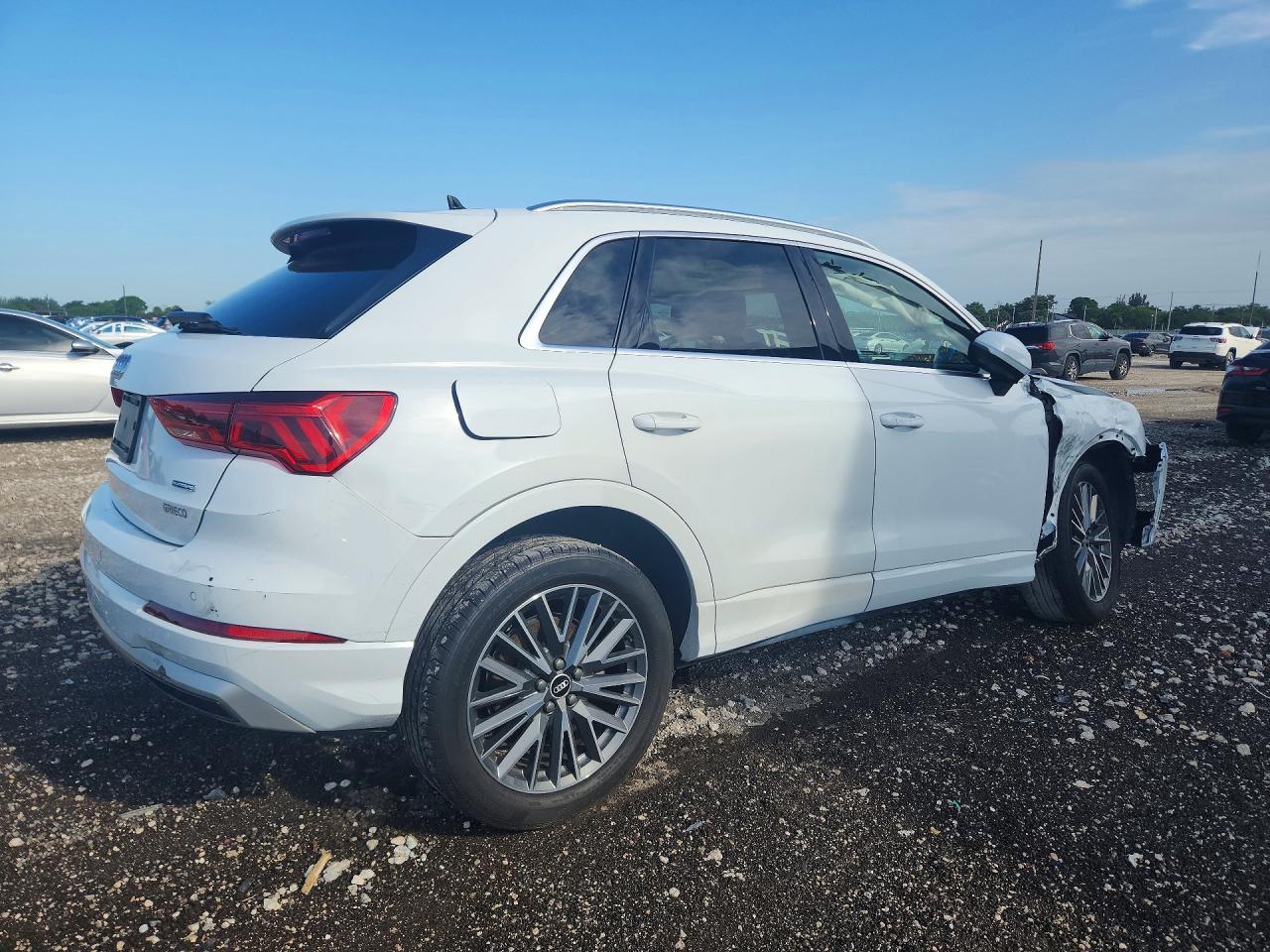 2021 AUDI Q3