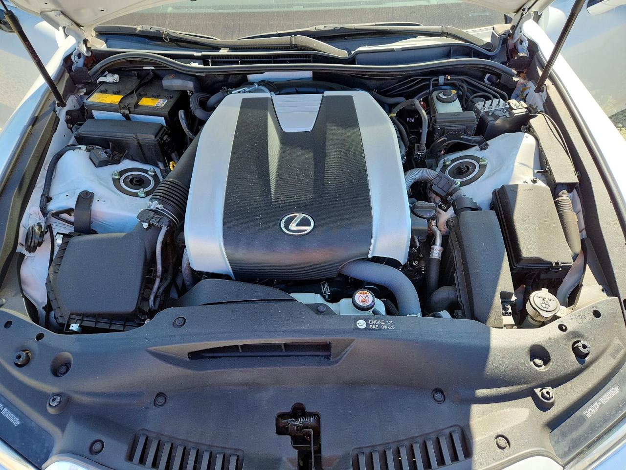 2022 LEXUS IS