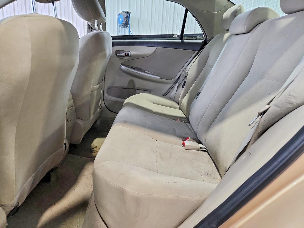 2012 TOYOTA COROLLA