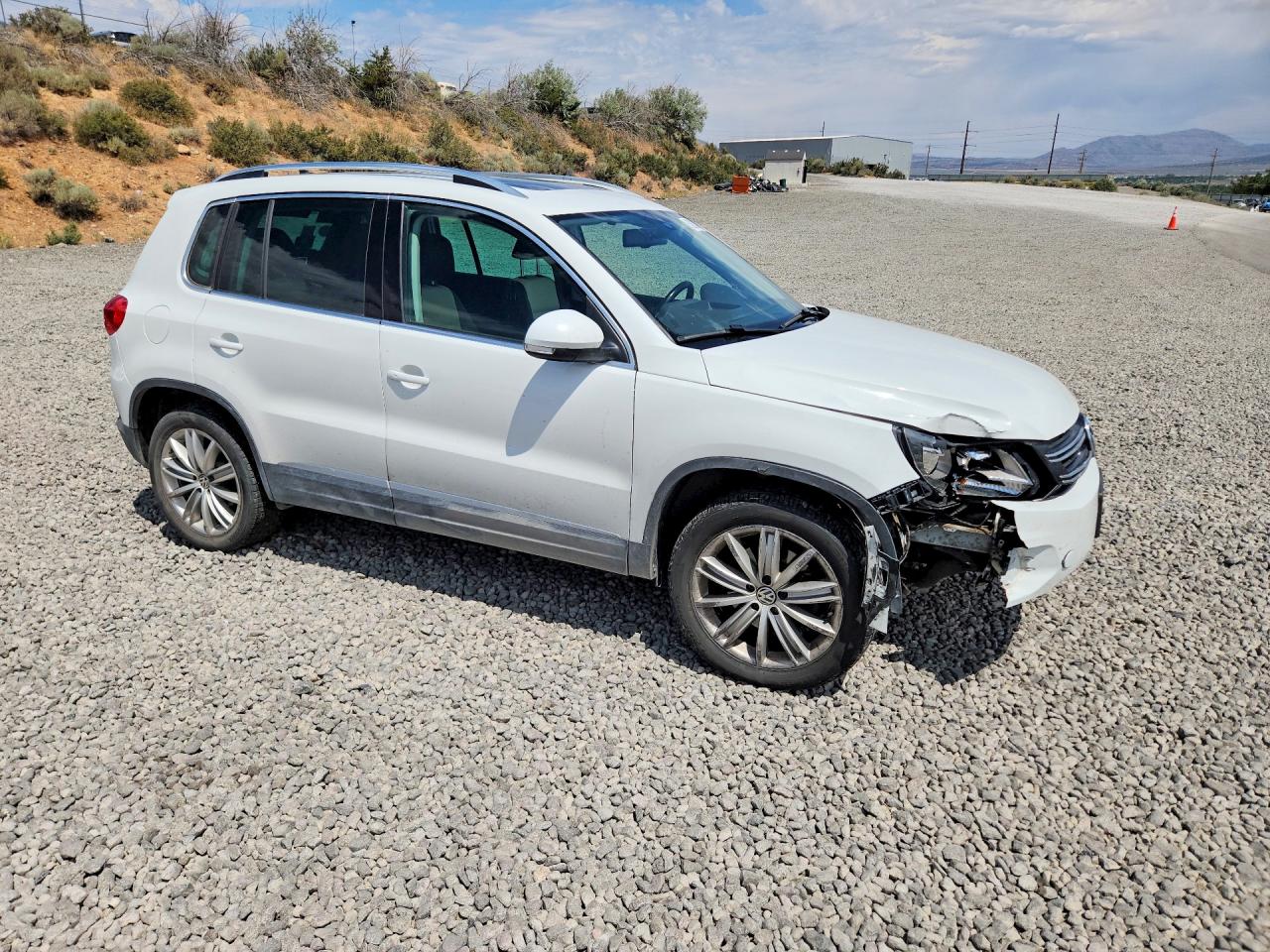 2016 VOLKSWAGEN TIGUAN