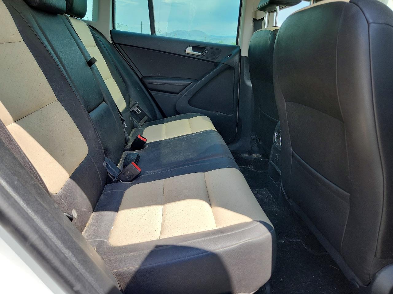 2016 VOLKSWAGEN TIGUAN