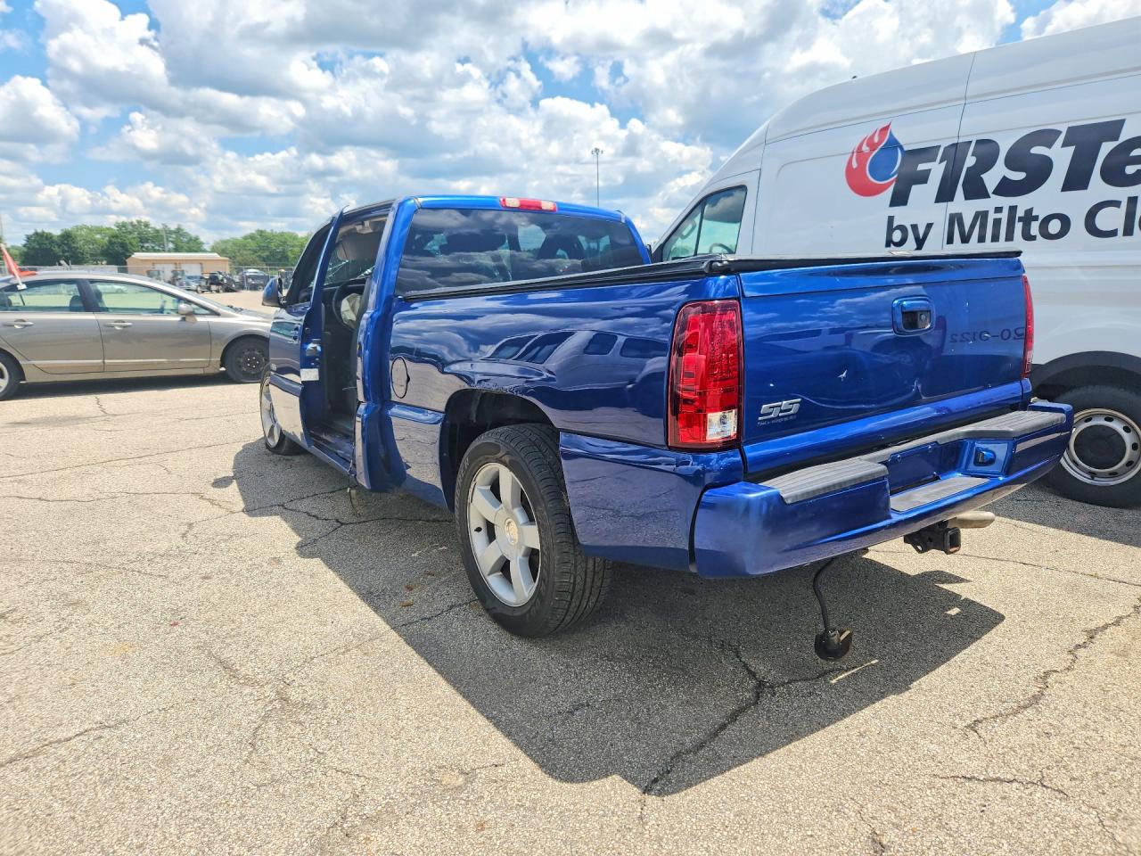 2003 CHEVROLET SILVERADO