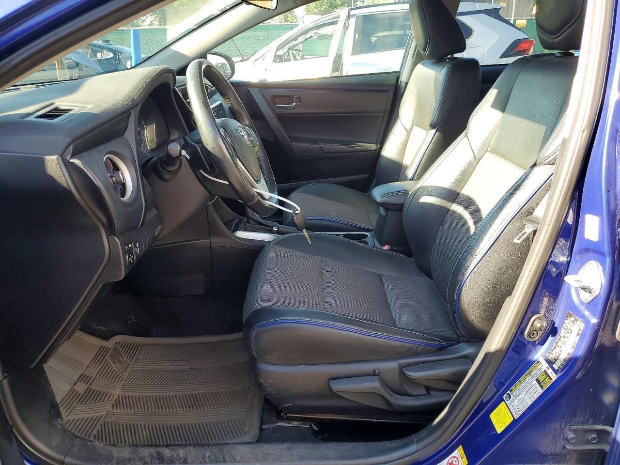 2017 TOYOTA COROLLA