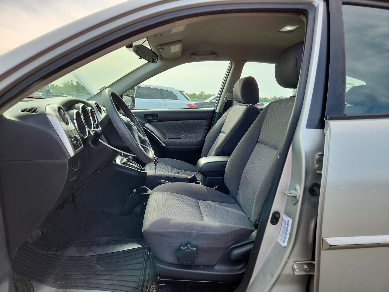 2003 PONTIAC VIBE